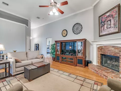 Living - 2510 Roughleaf Ln, Rowlett, TX 75089 photo 1 of 3