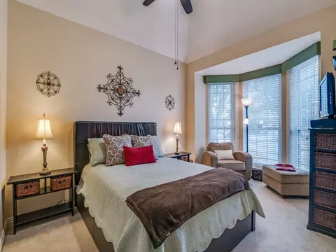 Bedroom - 2510 Roughleaf Ln, Rowlett, TX 75089 photo 4 of 4