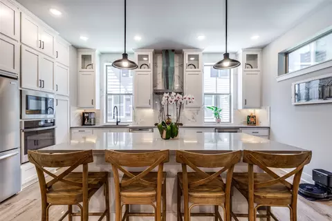 2716 Flowering Peach Ln, Dallas, TX 75212