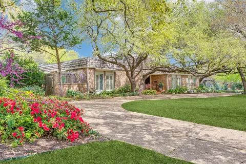 4829 Melissa Ln, Dallas, TX 75229