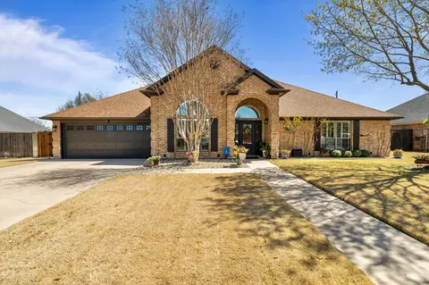 720 Bluebonnet Dr, Stephenville, TX 76401