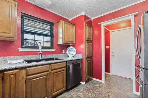 Other - 110 Mcanear St, Cleburne, TX 76033 photo 4 of 12