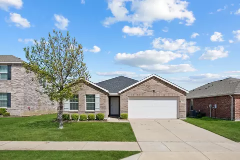 1809 Christopher Creek Dr, Little Elm, TX 75068