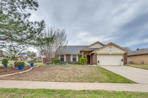 5401 Briar Ln, Flower Mound, TX 75028