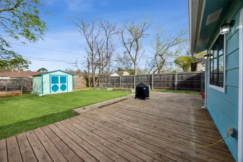 Exterior - 1013 Crane Dr, Euless, TX 76039 photo 1 of 9