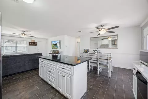Kitchen - 1013 Crane Dr, Euless, TX 76039 photo 3 of 3