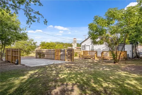 2601 Live Oak Ave, Waco, TX 76708 photo 31