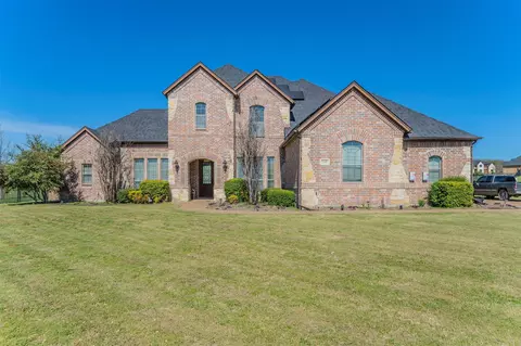 2441 Sweeping Meadows Ln, Cedar Hill, TX 75104