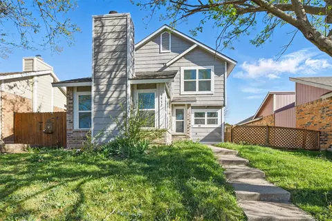 9932 Lone Eagle Dr, Fort Worth, TX 76108