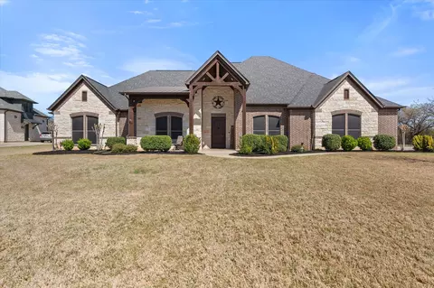 10329 Hackamore Cir, Mansfield, TX 76063