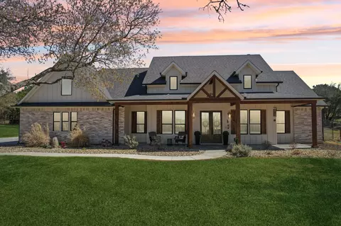 205 Gallatin Rd, Weatherford, TX 76087