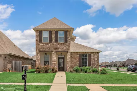 918 Hackberry Dr, Bossier City, LA 71111