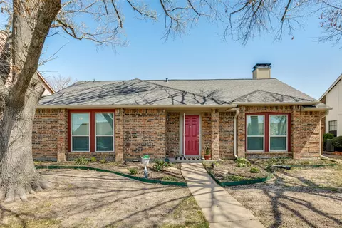 5725 Diana Dr, Garland, TX 75043