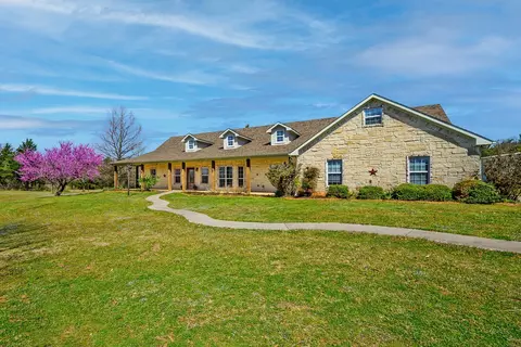4489 E Farm To Market 120, Denison, TX 75021