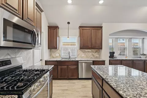 705 Glendale Dr, Anna, TX 75409 photo 10
