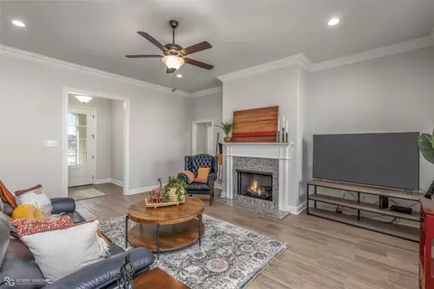 106 Brimestone Loop, Benton, LA 71006 photo 6