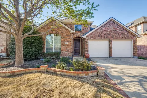 1128 Dayton Dr, Lantana, TX 76226