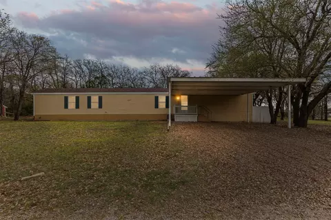 4601 Tommie Faye Dr, Granbury, TX 76049