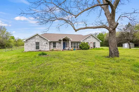 1252 W 12th St, Bonham, TX 75418
