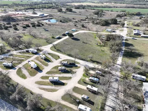 311 Magnolia St, Hico, TX 76457