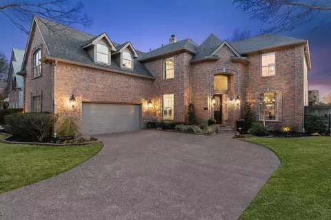 7405 Marigold Dr, Irving, TX 75063
