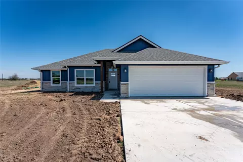 43 Private Road 33084, Sumner, TX 75486