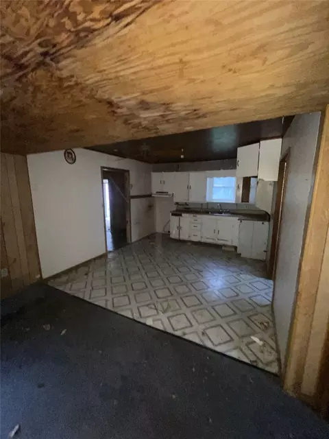 602 Berke St, Newark, TX 76071