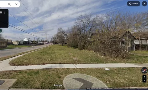 2401 Peabody Ave, Dallas, TX 75215