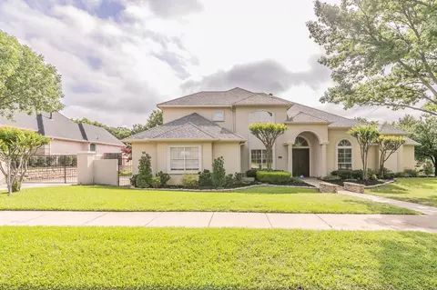 7001 Lismore Ct, Colleyville, TX 76034