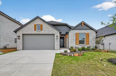 413 Heritage Ranch Trl, Sherman, TX 75092