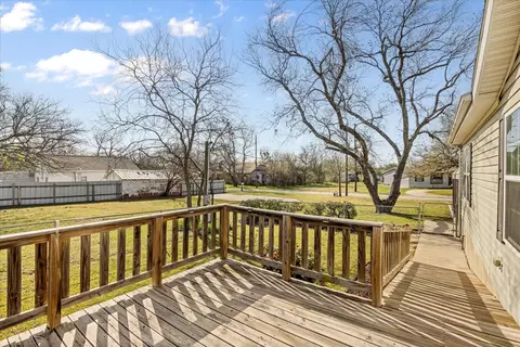 107 Rippetoe St, Lipan, TX 76462