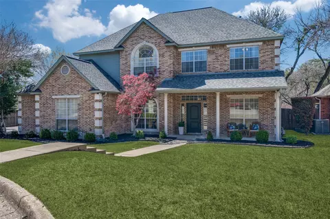 4228 Shadow Dr, Fort Worth, TX 76116