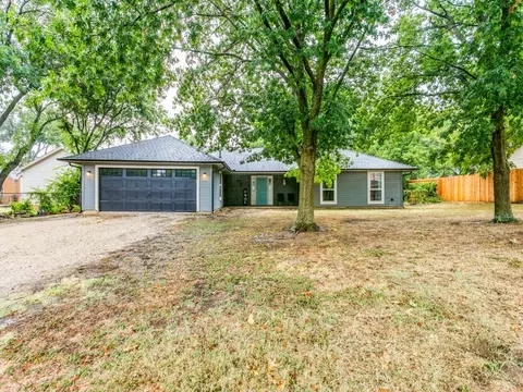 128 Taylor St, Keller, TX 76248
