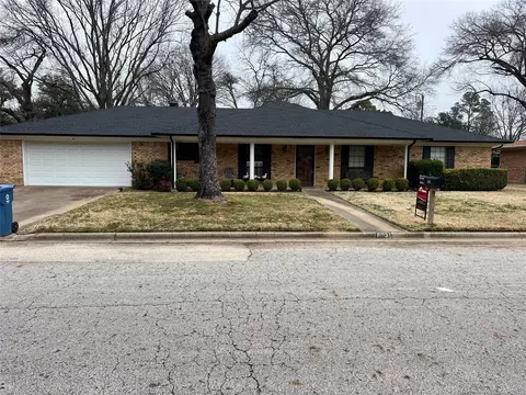 803 Shelby Ln, Athens, TX 75751