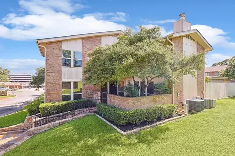 2908 Shady Knoll Ln, Bedford, TX 76021