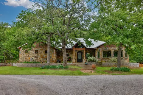 1720 County Road 219, Gainesville, TX 76240