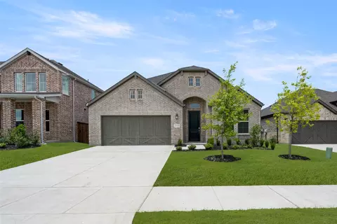 2219 Shady Elm, Midlothian, TX 76065