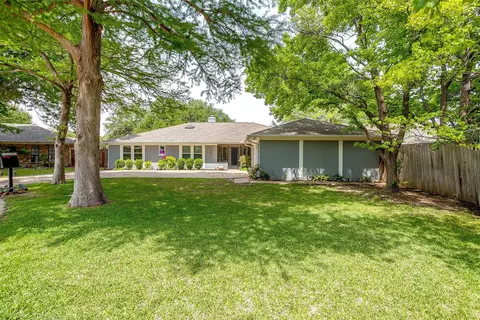 4504 Mill Pond Ct, Fort Worth, TX 76133