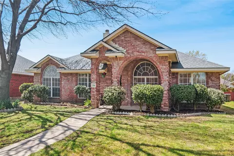 704 Cheyenne Dr, Allen, TX 75002