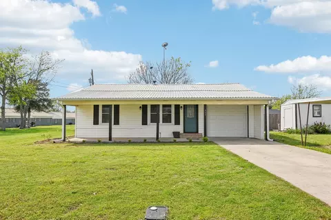 405 Willard Hall St, Leonard, TX 75452