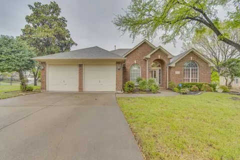 6524 Stone Creek Trl, Fort Worth, TX 76137