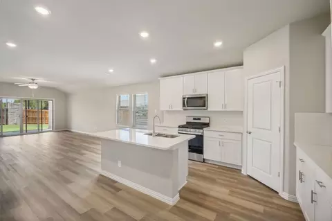 2217 Dunbar Dr, Sherman, TX 75092