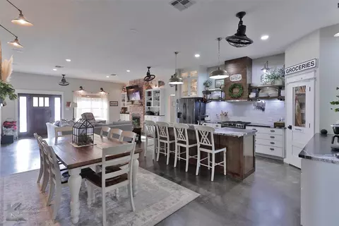 801 N Avenue H, Haskell, TX 79521