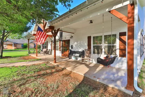 Exterior - 801 N Avenue H, Haskell, TX 79521 photo 8 of 12