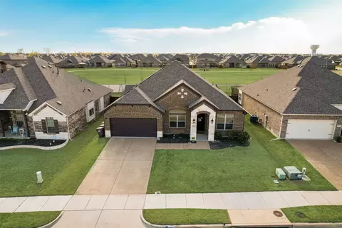 4011 Falcon Dr, Melissa, TX 75454