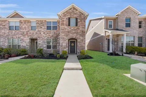 3517 Brentwood Dr, Denton, TX 76207
