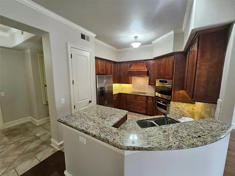 301 Watermere Dr #101, Southlake, TX 76092