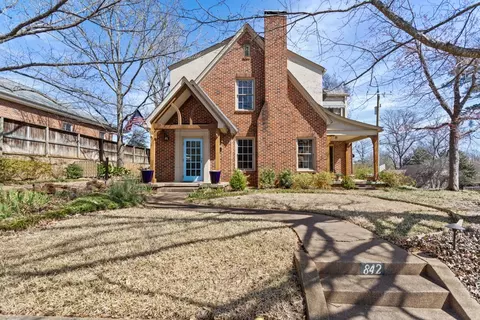842 S College Ave, Tyler, TX 75701