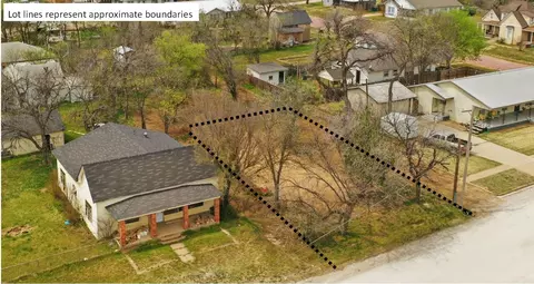 904 Avenue H, Cisco, TX 76437