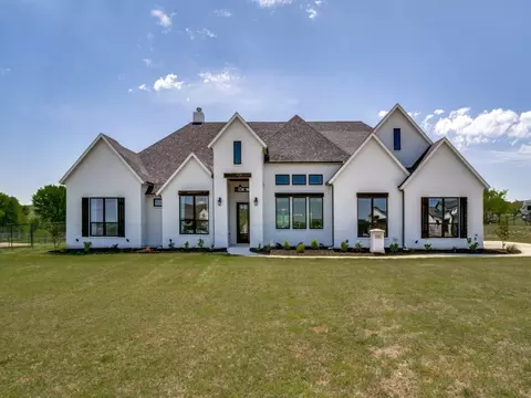 628 Dickens Dr, Aledo, TX 76008